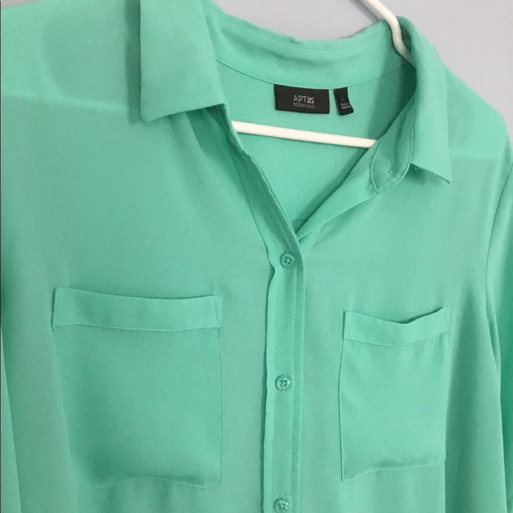 Business casual dress shirt